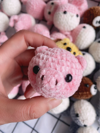 [Blind Box] 3 Crochet Accessories + 2 DIY Plush Pet, Hand-woven edelweiss cartoon animal head finished product rabbit pendant
